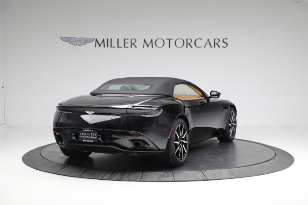 Used 2020 Aston Martin DB11 Volante for sale Sold at Alfa Romeo of Greenwich in Greenwich CT 06830 16