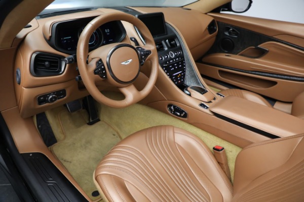 Used 2020 Aston Martin DB11 Volante for sale Sold at Alfa Romeo of Greenwich in Greenwich CT 06830 20