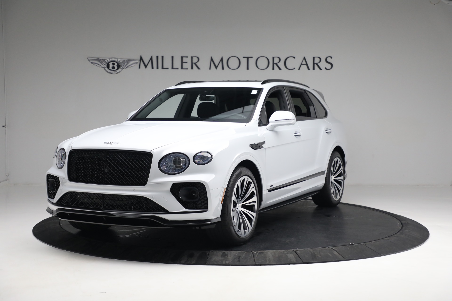 Used 2022 Bentley Bentayga V8 First Edition for sale Sold at Alfa Romeo of Greenwich in Greenwich CT 06830 1