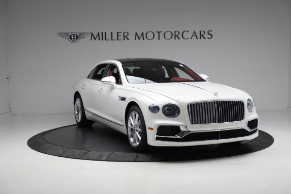 New 2022 Bentley Flying Spur V8 for sale $241,740 at Alfa Romeo of Greenwich in Greenwich CT 06830 12