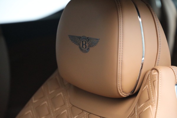 Used 2022 Bentley Continental GT V8 for sale $191,900 at Alfa Romeo of Greenwich in Greenwich CT 06830 18