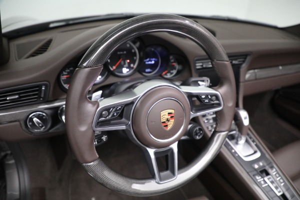 Used 2019 Porsche 911 Turbo S for sale $205,900 at Alfa Romeo of Greenwich in Greenwich CT 06830 18
