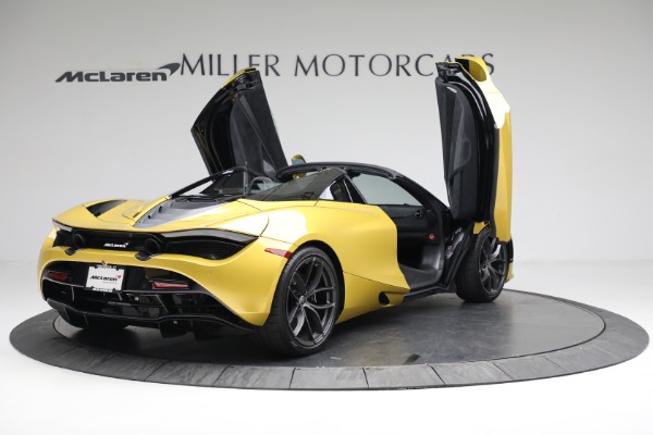 Used 2020 McLaren 720S Spider for sale $317,900 at Alfa Romeo of Greenwich in Greenwich CT 06830 16