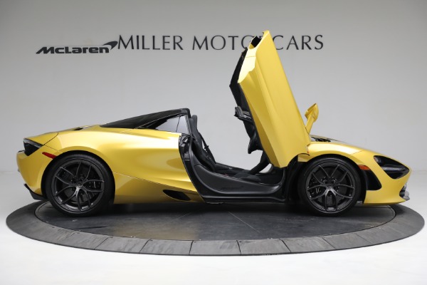Used 2020 McLaren 720S Spider for sale $317,900 at Alfa Romeo of Greenwich in Greenwich CT 06830 17
