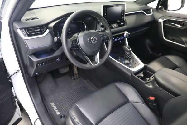 Used 2021 Toyota RAV4 Hybrid XSE for sale $44,900 at Alfa Romeo of Greenwich in Greenwich CT 06830 13