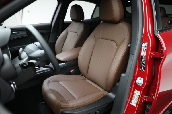 New 2023 Alfa Romeo Stelvio for sale $53,845 at Alfa Romeo of Greenwich in Greenwich CT 06830 18