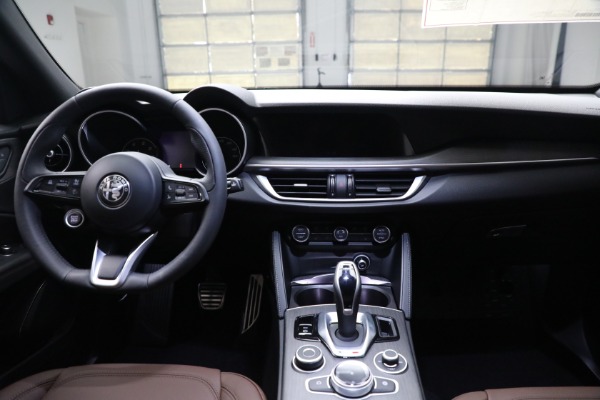 New 2023 Alfa Romeo Stelvio for sale $53,845 at Alfa Romeo of Greenwich in Greenwich CT 06830 19