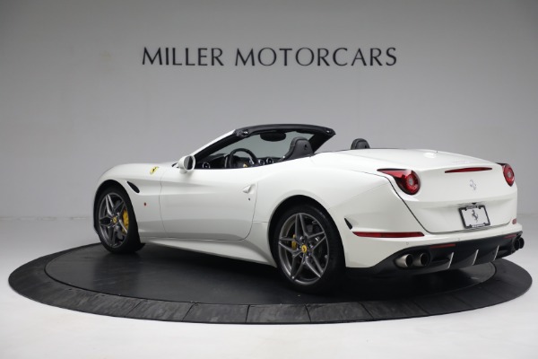 Used 2015 Ferrari California T for sale $157,900 at Alfa Romeo of Greenwich in Greenwich CT 06830 4