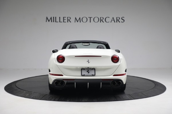 Used 2015 Ferrari California T for sale $157,900 at Alfa Romeo of Greenwich in Greenwich CT 06830 6