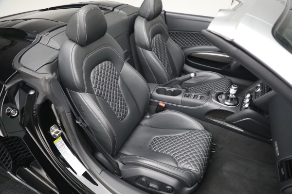 Used 2015 Audi R8 4.2 quattro Spyder for sale Sold at Alfa Romeo of Greenwich in Greenwich CT 06830 24