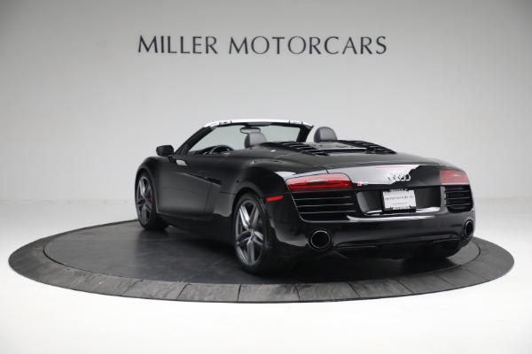 Used 2015 Audi R8 4.2 quattro Spyder for sale $109,900 at Alfa Romeo of Greenwich in Greenwich CT 06830 5