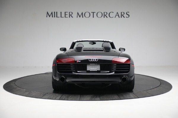 Used 2015 Audi R8 4.2 quattro Spyder for sale $109,900 at Alfa Romeo of Greenwich in Greenwich CT 06830 6
