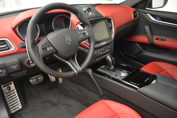 New 2017 Maserati Ghibli S Q4 for sale Sold at Alfa Romeo of Greenwich in Greenwich CT 06830 13