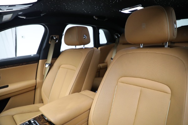 Used 2021 Rolls-Royce Ghost for sale $339,900 at Alfa Romeo of Greenwich in Greenwich CT 06830 11