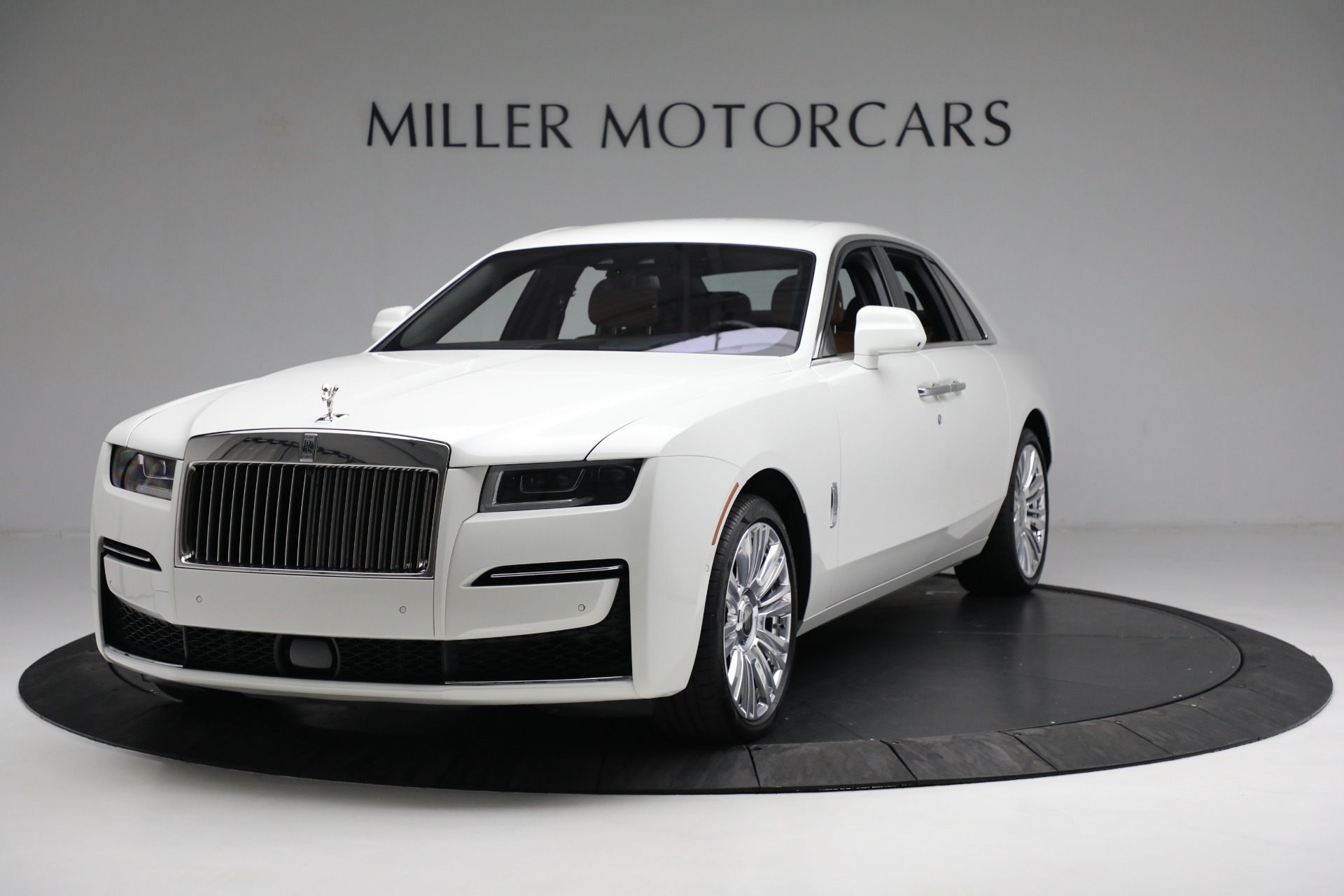 Used 2021 Rolls-Royce Ghost for sale $339,900 at Alfa Romeo of Greenwich in Greenwich CT 06830 1