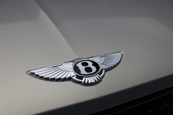 Used 2022 Bentley Bentayga Speed for sale Sold at Alfa Romeo of Greenwich in Greenwich CT 06830 12