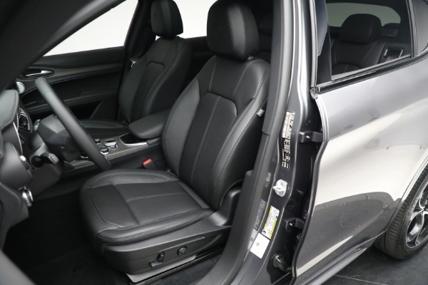 New 2023 Alfa Romeo Stelvio Ti for sale $55,655 at Alfa Romeo of Greenwich in Greenwich CT 06830 13