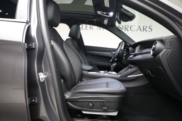New 2023 Alfa Romeo Stelvio Ti for sale $55,655 at Alfa Romeo of Greenwich in Greenwich CT 06830 16