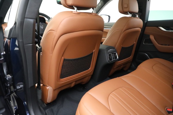 New 2023 Maserati Levante GT for sale $100,035 at Alfa Romeo of Greenwich in Greenwich CT 06830 25