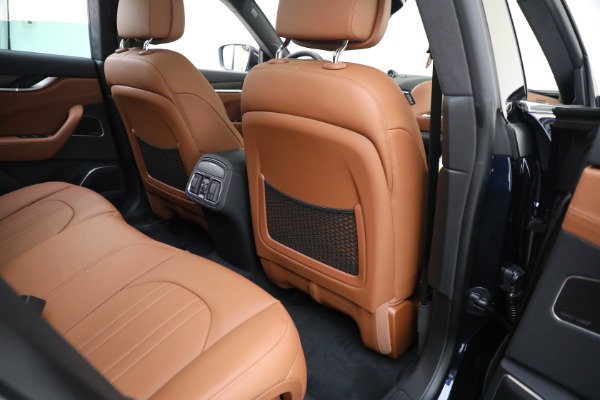 New 2023 Maserati Levante GT for sale $100,035 at Alfa Romeo of Greenwich in Greenwich CT 06830 28