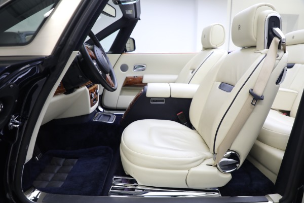 Used 2011 Rolls-Royce Phantom Drophead Coupe for sale Sold at Alfa Romeo of Greenwich in Greenwich CT 06830 21