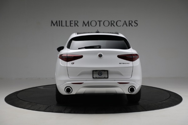 Used 2021 Alfa Romeo Stelvio TI for sale Sold at Alfa Romeo of Greenwich in Greenwich CT 06830 4