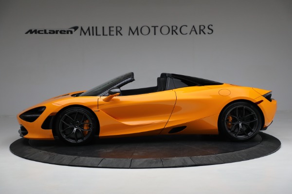 New 2022 McLaren 720S Spider Performance for sale $377,370 at Alfa Romeo of Greenwich in Greenwich CT 06830 2