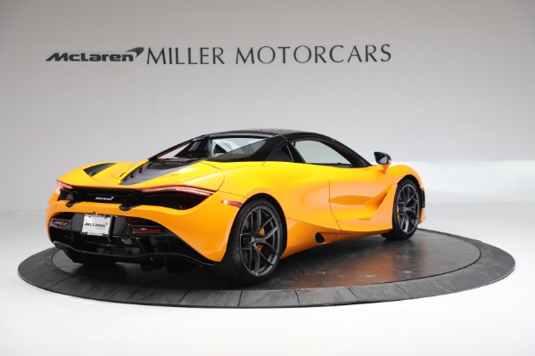 New 2022 McLaren 720S Spider Performance for sale $377,370 at Alfa Romeo of Greenwich in Greenwich CT 06830 25