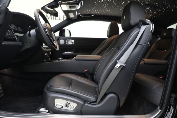 Used 2019 Rolls-Royce Wraith for sale $285,895 at Alfa Romeo of Greenwich in Greenwich CT 06830 17