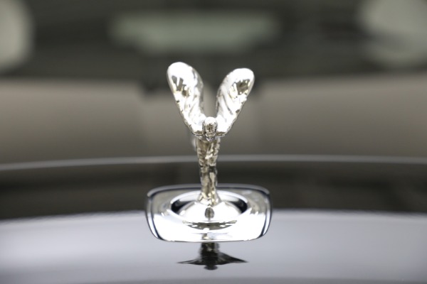 Used 2019 Rolls-Royce Wraith for sale $225,900 at Alfa Romeo of Greenwich in Greenwich CT 06830 27