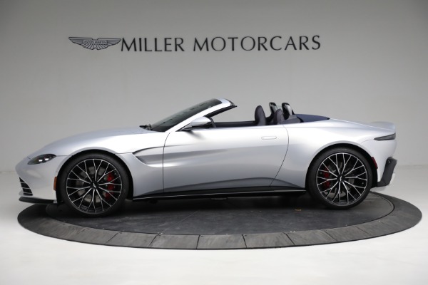 Used 2023 Aston Martin Vantage Roadster for sale $181,900 at Alfa Romeo of Greenwich in Greenwich CT 06830 2
