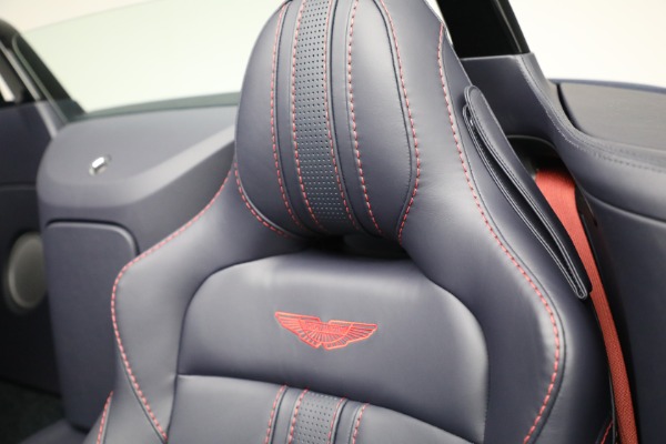 Used 2023 Aston Martin Vantage Roadster for sale Sold at Alfa Romeo of Greenwich in Greenwich CT 06830 20