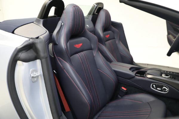 Used 2023 Aston Martin Vantage Roadster for sale Sold at Alfa Romeo of Greenwich in Greenwich CT 06830 21