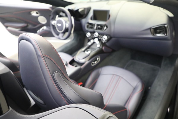 Used 2023 Aston Martin Vantage for sale $213,186 at Alfa Romeo of Greenwich in Greenwich CT 06830 26
