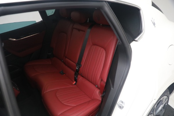 New 2023 Maserati Levante GT for sale $87,270 at Alfa Romeo of Greenwich in Greenwich CT 06830 20