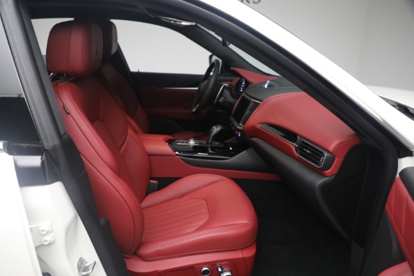 New 2023 Maserati Levante GT for sale $87,270 at Alfa Romeo of Greenwich in Greenwich CT 06830 21