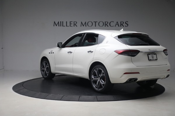 New 2023 Maserati Levante GT for sale $87,270 at Alfa Romeo of Greenwich in Greenwich CT 06830 5