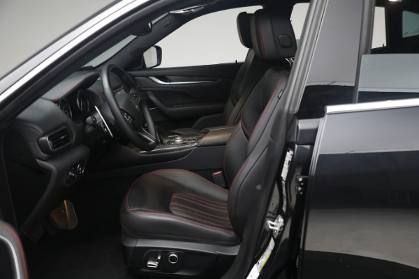 New 2023 Maserati Levante GT for sale $84,900 at Alfa Romeo of Greenwich in Greenwich CT 06830 19