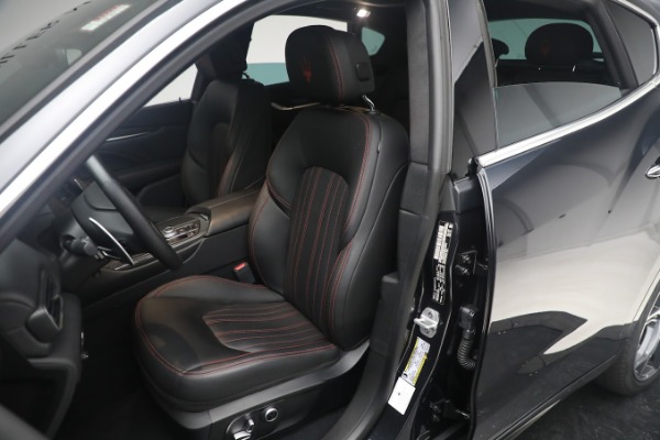 New 2023 Maserati Levante GT for sale $84,900 at Alfa Romeo of Greenwich in Greenwich CT 06830 21