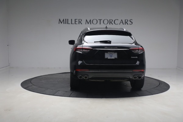 New 2023 Maserati Levante GT for sale $86,712 at Alfa Romeo of Greenwich in Greenwich CT 06830 9