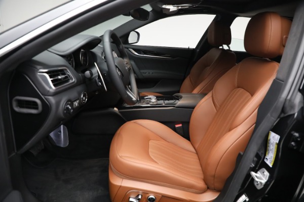 New 2023 Maserati Ghibli Modena Q4 for sale $89,847 at Alfa Romeo of Greenwich in Greenwich CT 06830 16
