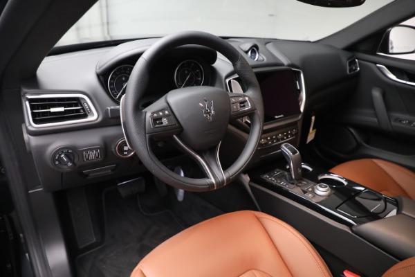 New 2023 Maserati Ghibli Modena Q4 for sale $89,847 at Alfa Romeo of Greenwich in Greenwich CT 06830 17