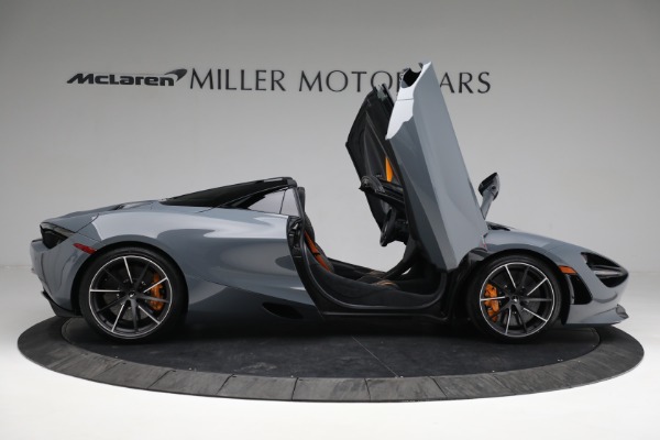 New 2022 McLaren 720S Spider Performance for sale Sold at Alfa Romeo of Greenwich in Greenwich CT 06830 15