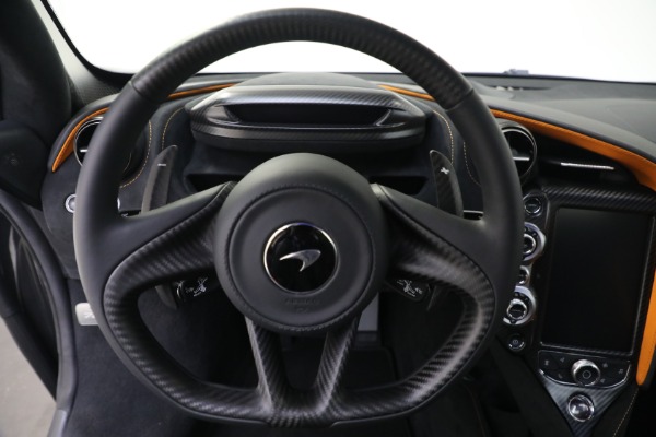 New 2022 McLaren 720S Spider Performance for sale $393,270 at Alfa Romeo of Greenwich in Greenwich CT 06830 24