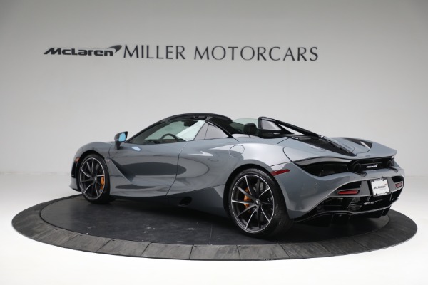 New 2022 McLaren 720S Spider Performance for sale $393,270 at Alfa Romeo of Greenwich in Greenwich CT 06830 3