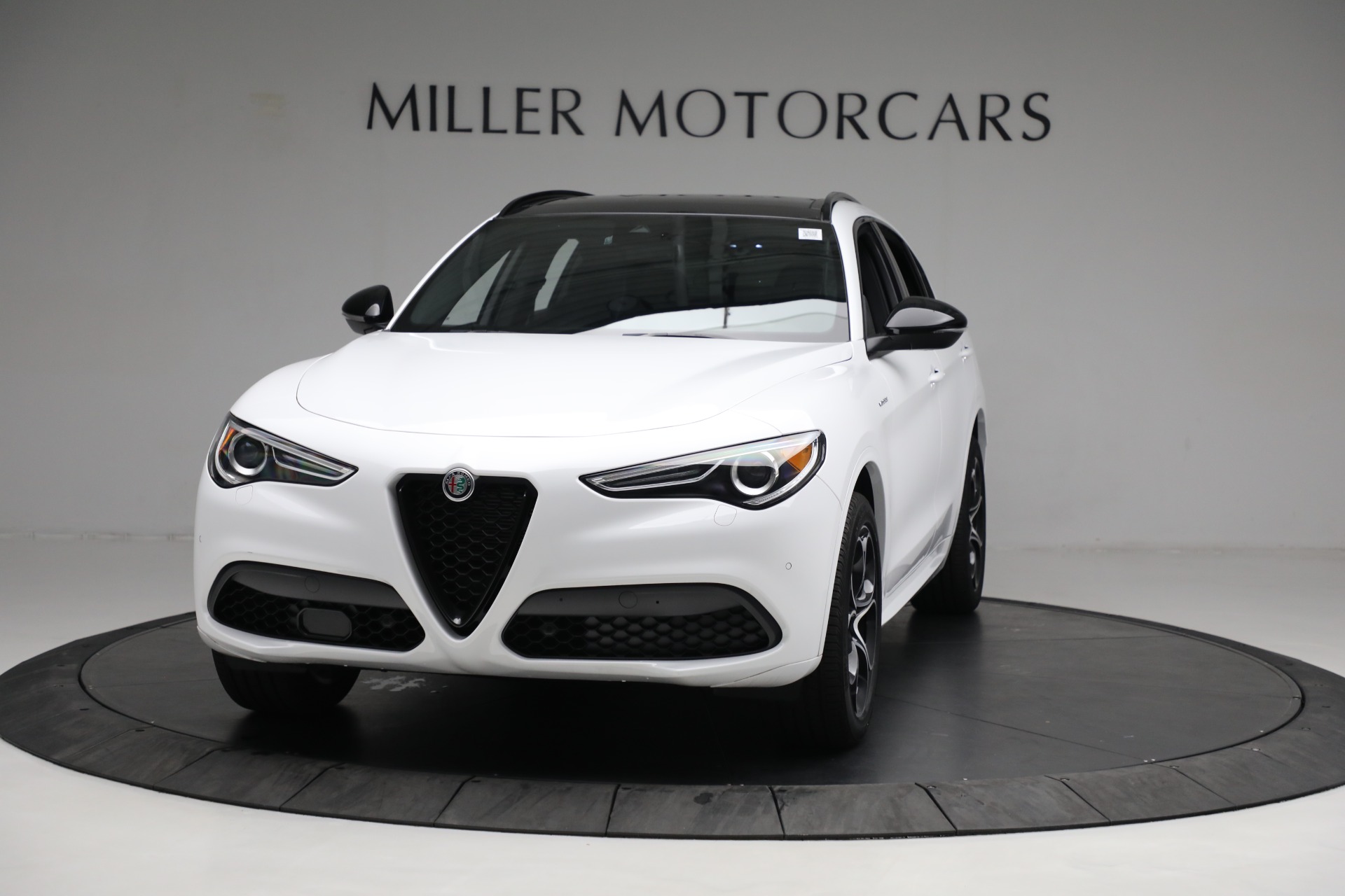 New 2022 Alfa Romeo Stelvio Veloce for sale Sold at Alfa Romeo of Greenwich in Greenwich CT 06830 1