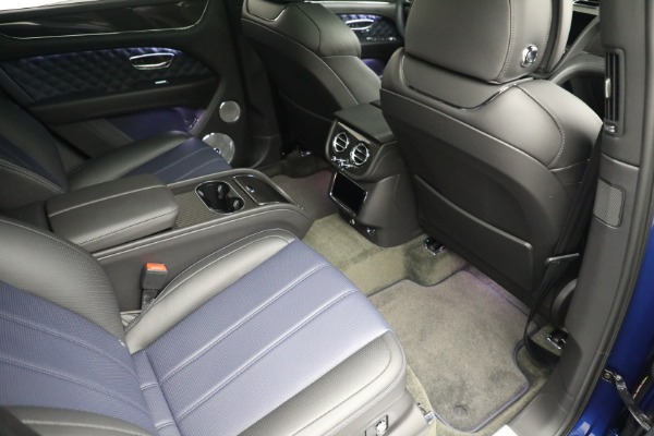 Used 2021 Bentley Bentayga First Edition for sale $189,900 at Alfa Romeo of Greenwich in Greenwich CT 06830 28