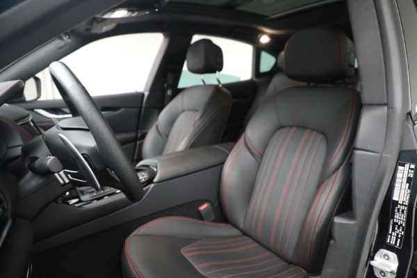 New 2023 Maserati Levante GT for sale $87,300 at Alfa Romeo of Greenwich in Greenwich CT 06830 17