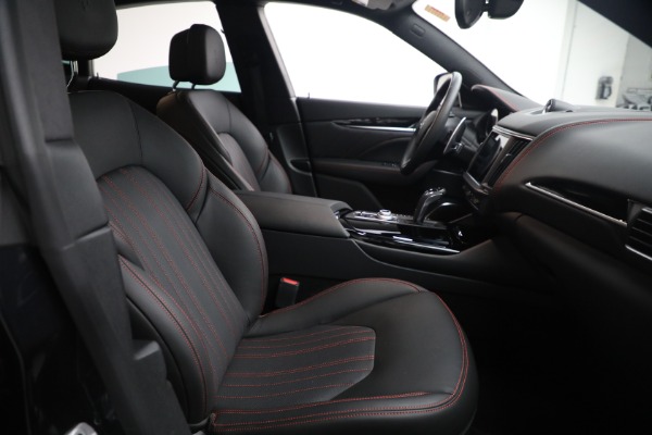 New 2023 Maserati Levante GT for sale $87,300 at Alfa Romeo of Greenwich in Greenwich CT 06830 20