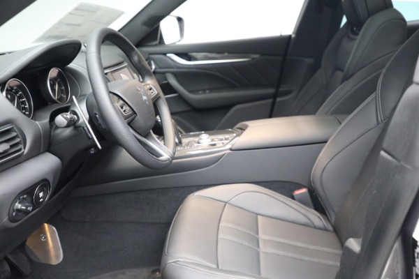 New 2023 Maserati Levante GT for sale $103,545 at Alfa Romeo of Greenwich in Greenwich CT 06830 13